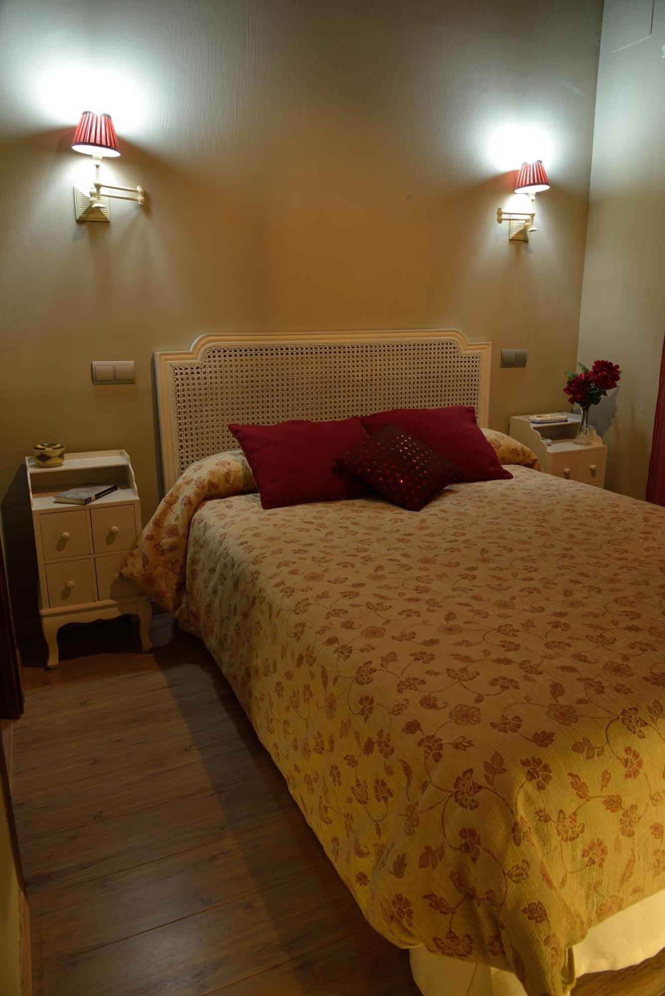Casa Rural La Botica 오로페사 외부 사진