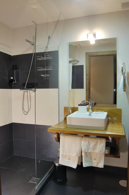 Casa Rural La Botica 오로페사 객실 사진